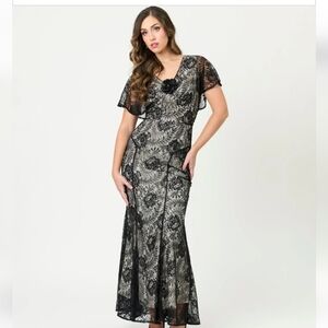 Unique Vintage 1930s Black Lace & Peach Lining Flutter Sleeve GownXL/14